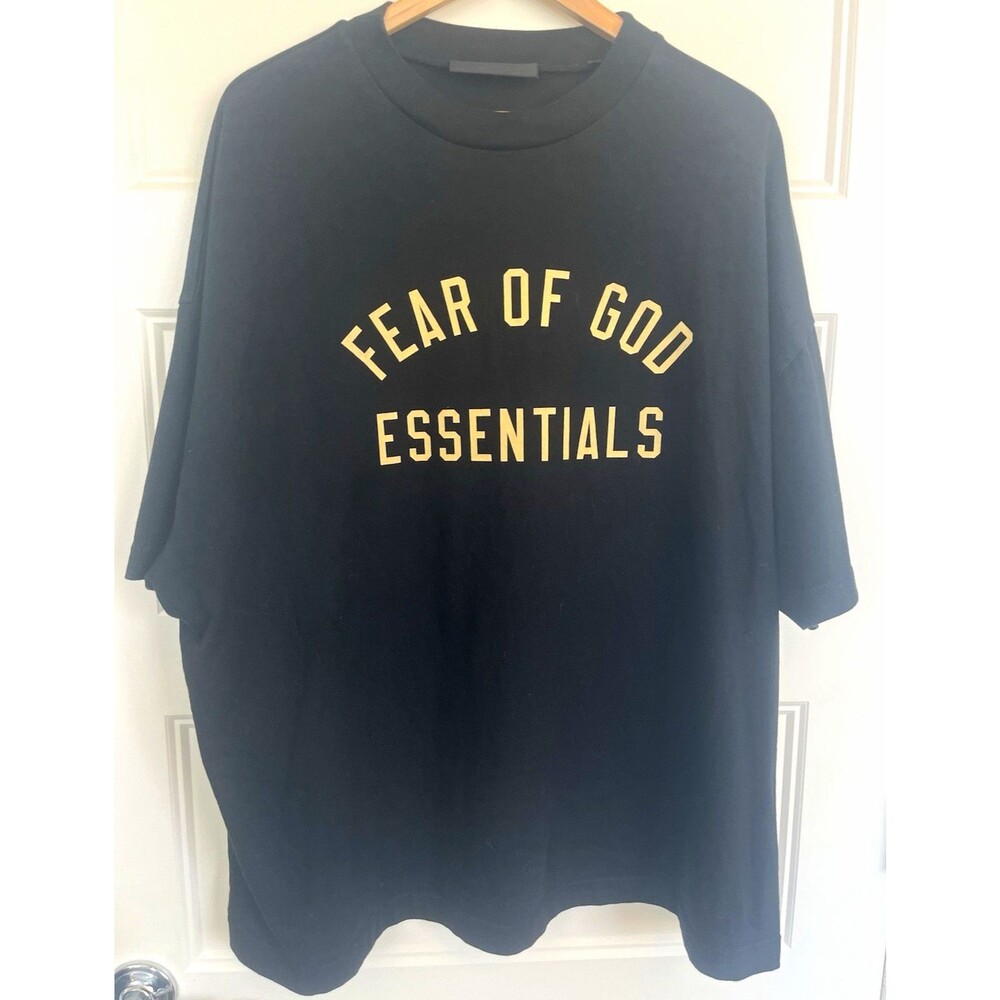 Fear Of God Essentials Fall 2024 Logo T-Shirt Gold Text Size L Oversized Black